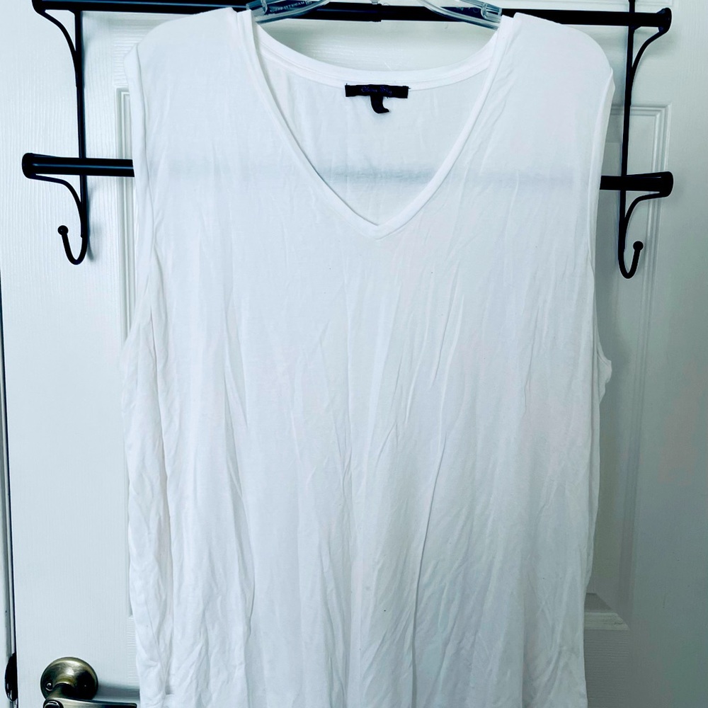 Olivia Sky sleeveless tunic
